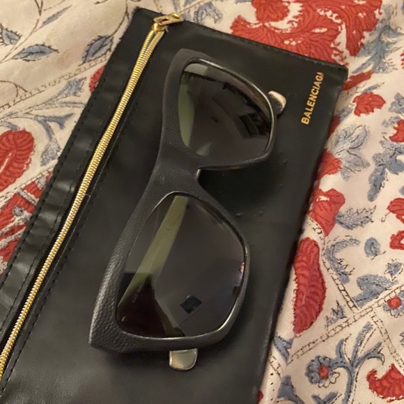 Balenciaga Sunglasses - Picture 1 of 8